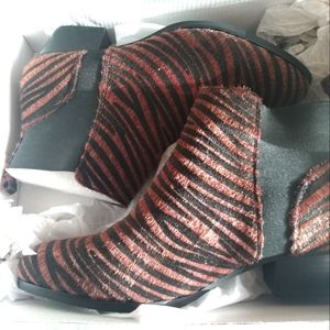 Women's Tiger Stripped Heels